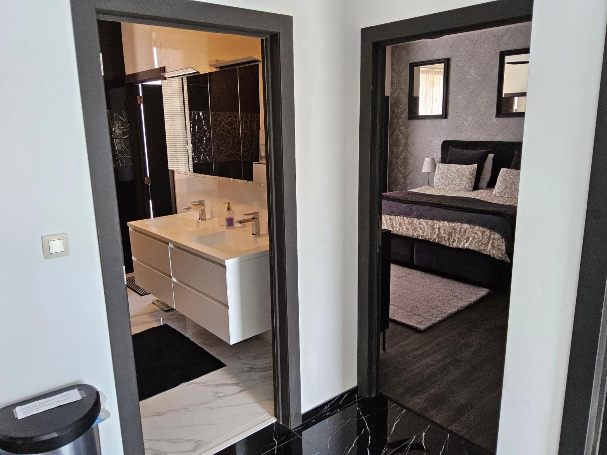 Chambre Deluxe Au 2Eme Etage, Chambre Double Au 4Eme Etage Not A Hotel Brussels Ngoại thất bức ảnh